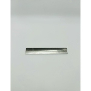 Thin high-speed-steel planing knife for lightweight cutter-heads